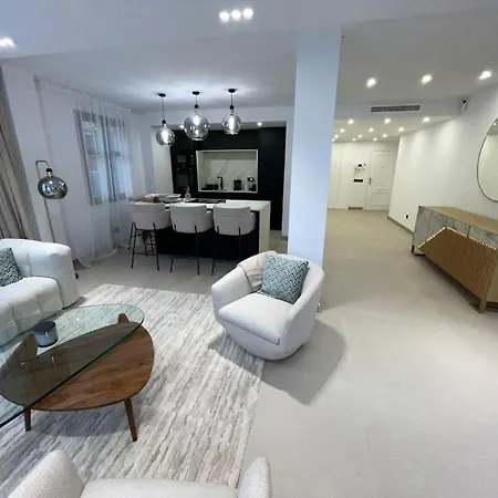 Superbe 3 * Marbella